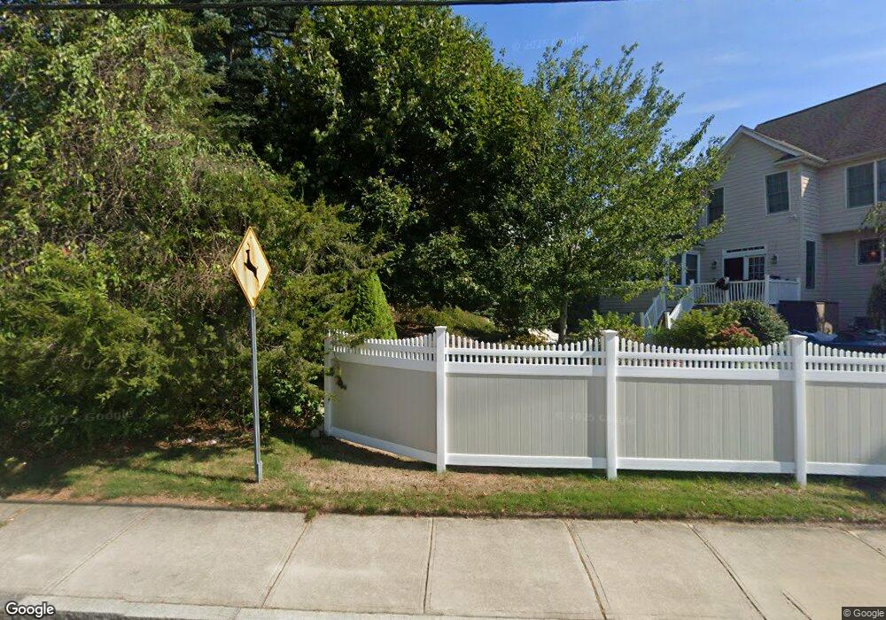 200 East Ave, Westerly, RI 02891 - photo 1