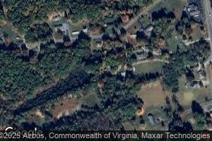 172 Bellflower Ln, Rocky Mount, VA 24151