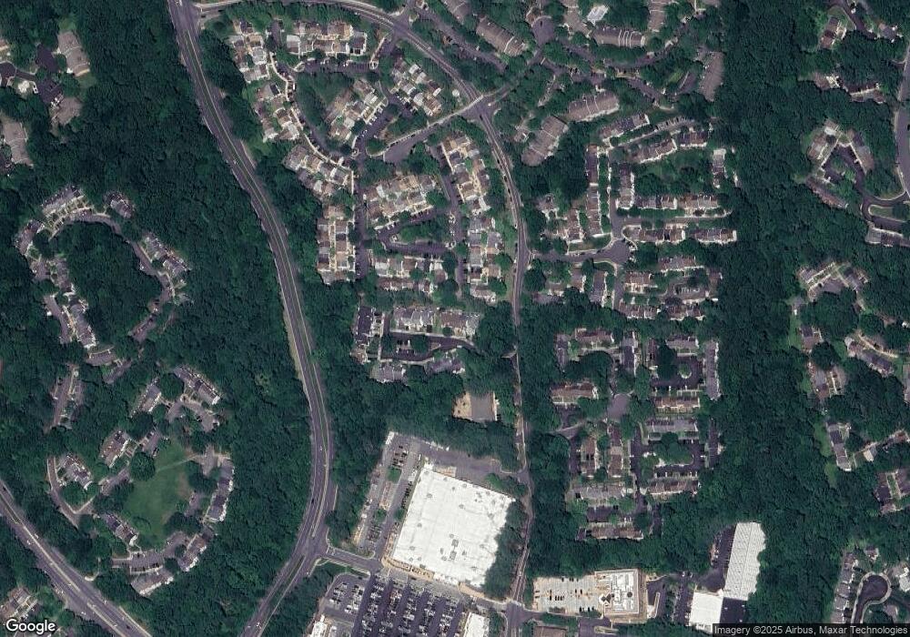 10208 Faire Commons Ct, Burke, VA 22015 - photo 1