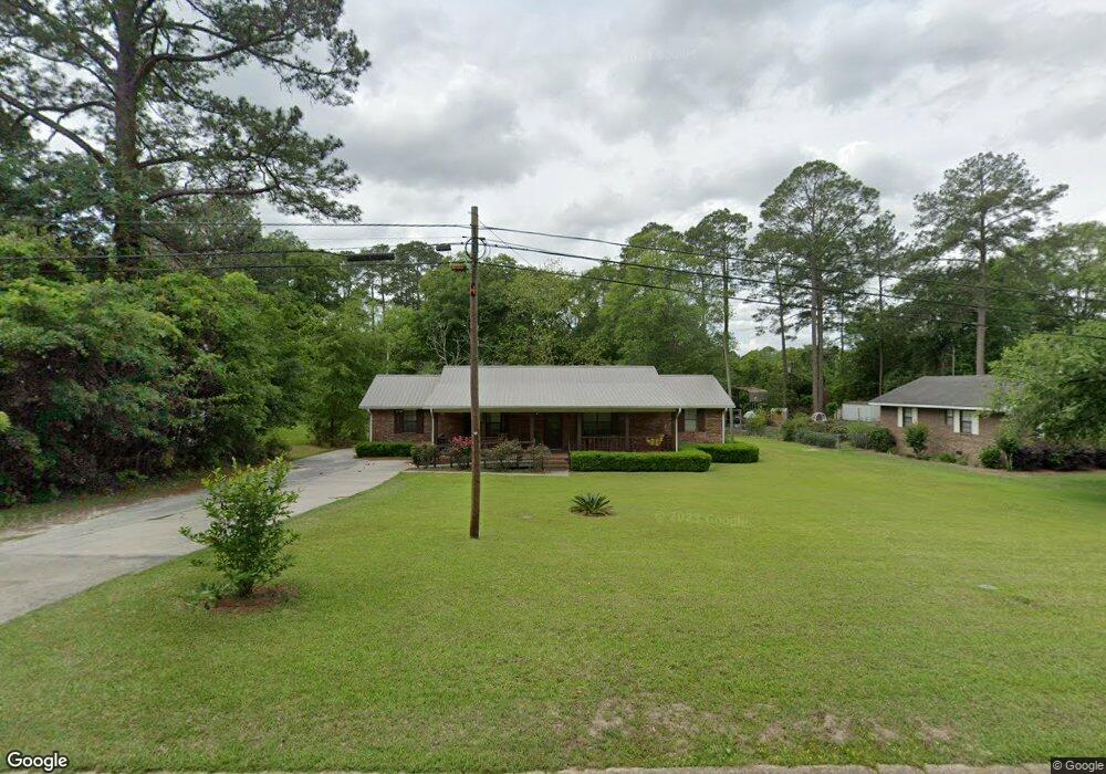 1932 2nd St SE, Moultrie, GA 31768 - photo 1