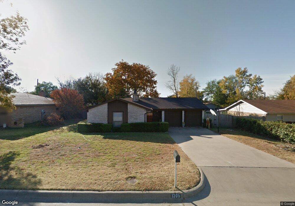 1205 Kay Dr, Weatherford, TX 76086 - photo 1