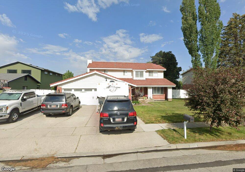 8784 Piper Ln, Sandy, UT 84093 - photo 1