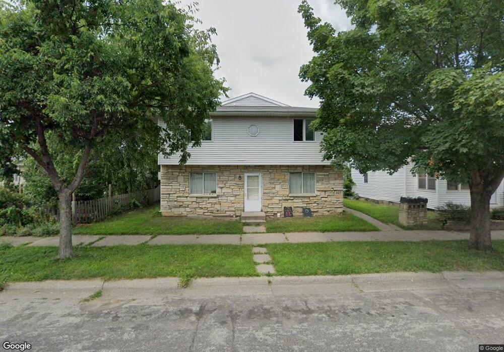 927 Hood St unit 1, La Crosse, WI 54601 - photo 1