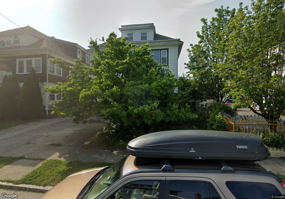 111 Verndale Ave, Providence, RI 02905 - photo 1