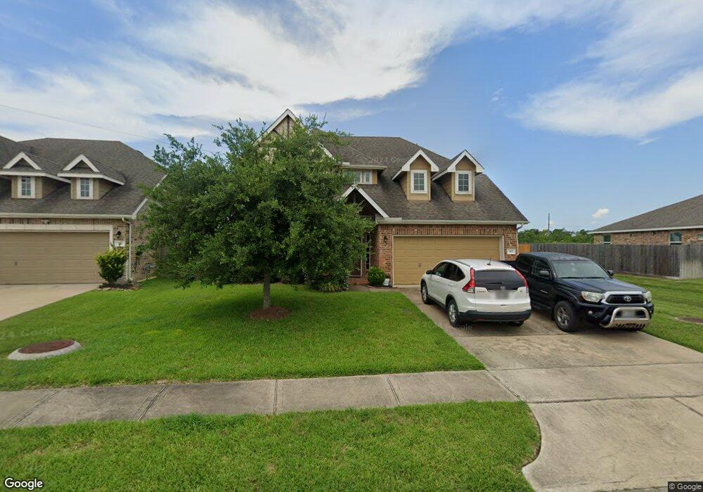 383 Lake Line Dr, Alvin, TX 77511 - photo 1