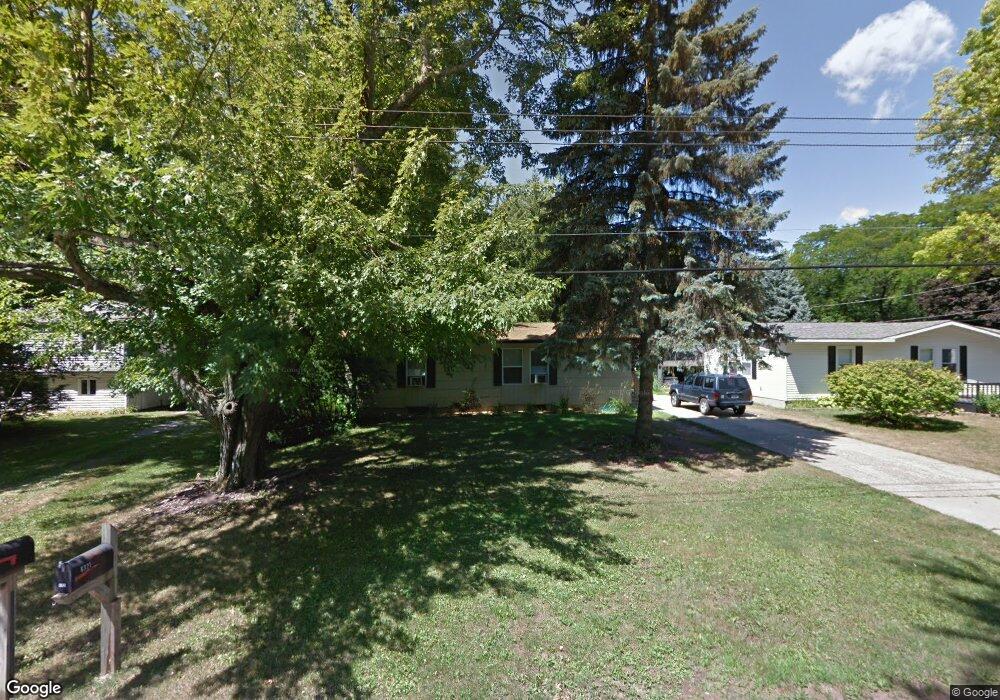 6320 Hilliard Rd, Lansing, MI 48911 - photo 1