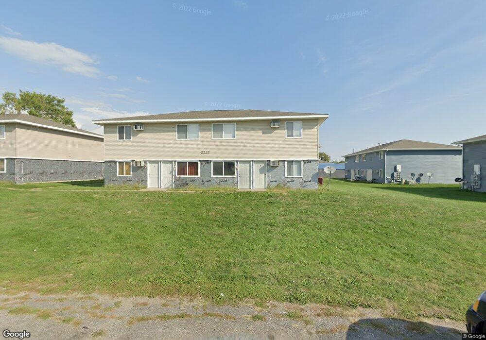 2227 Westdale Dr SW unit 8, Cedar Rapids, IA 52404 - photo 1