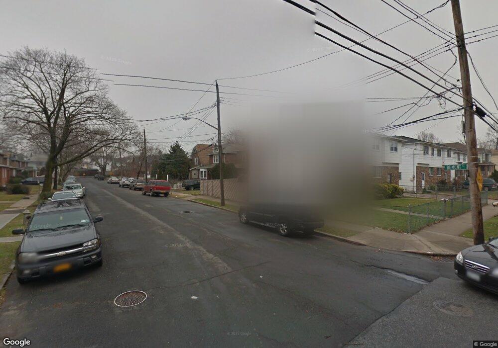 180 Bement Ct, Staten Island, NY 10310 - photo 1