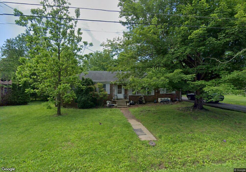 110 Charlotte Dr, Shelbyville, TN 37160 - photo 1