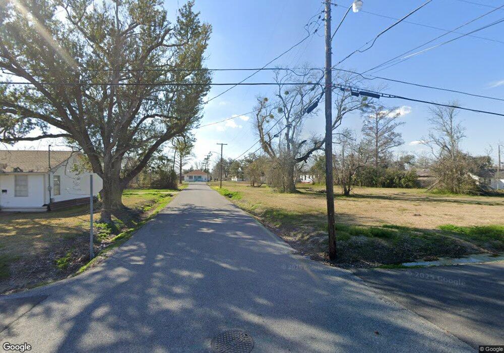 911 N Adams St, Lake Charles, LA 70601 - photo 1