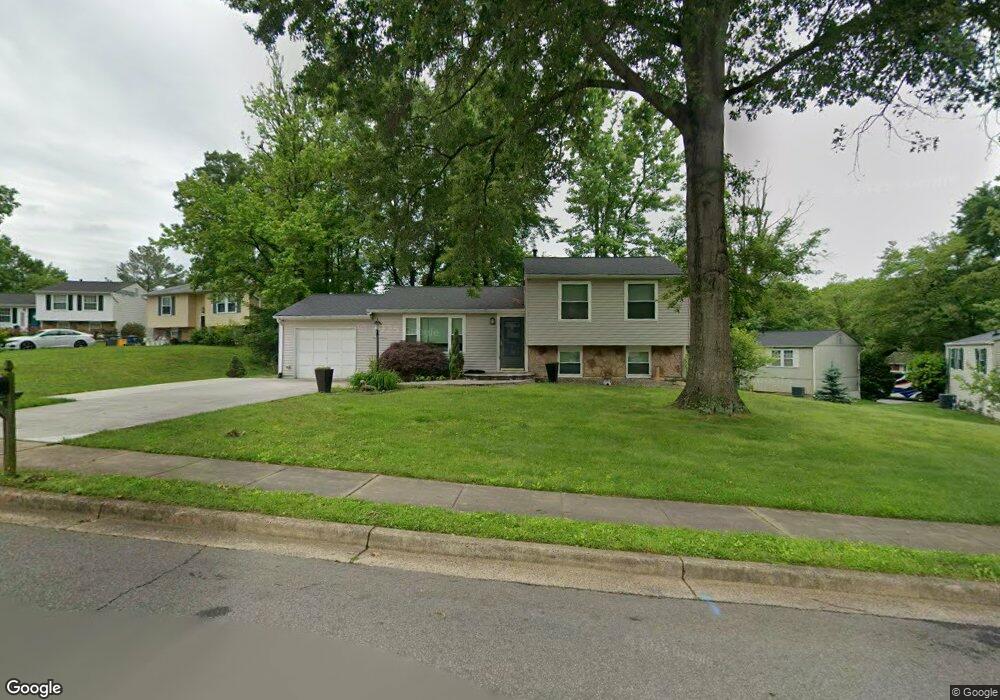 9209 Honey Creeper Ct, Burke, VA 22015 - photo 1