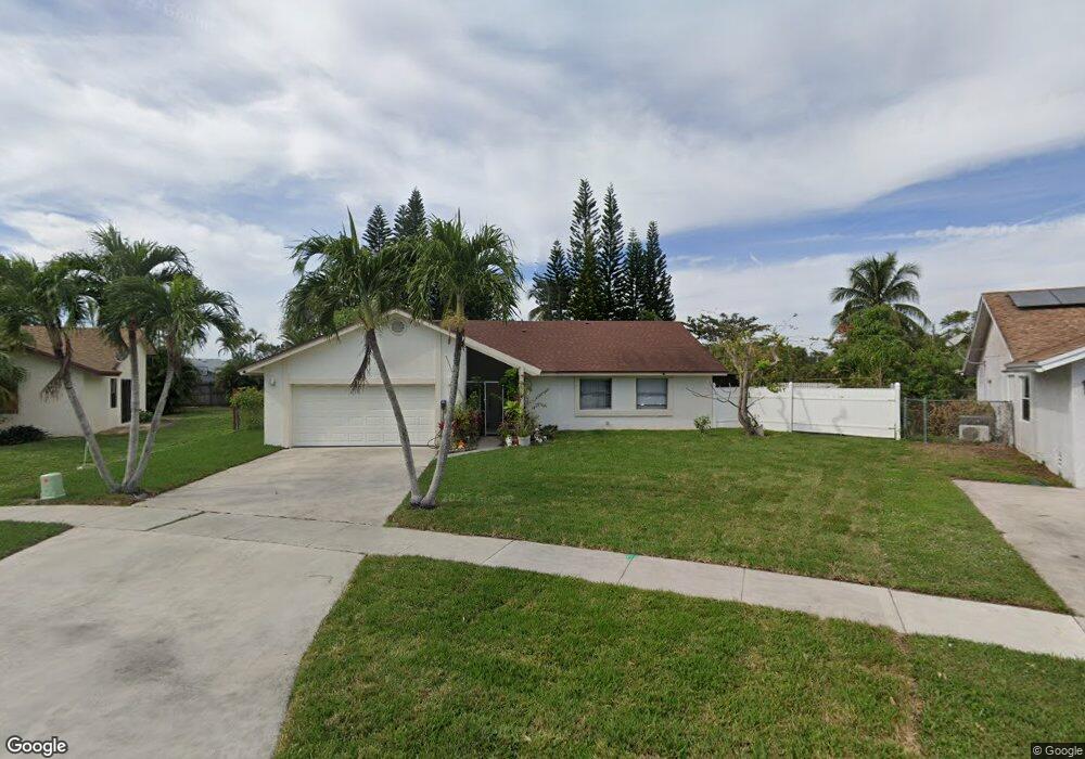 9243 Edgemont Ln, Boca Raton, FL 33434 - photo 1