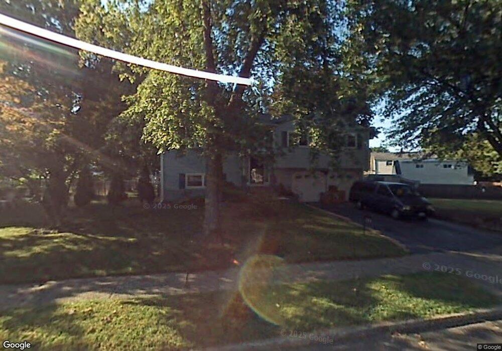 133 Osceola Ave, Middlesex, NJ 08846 - photo 1