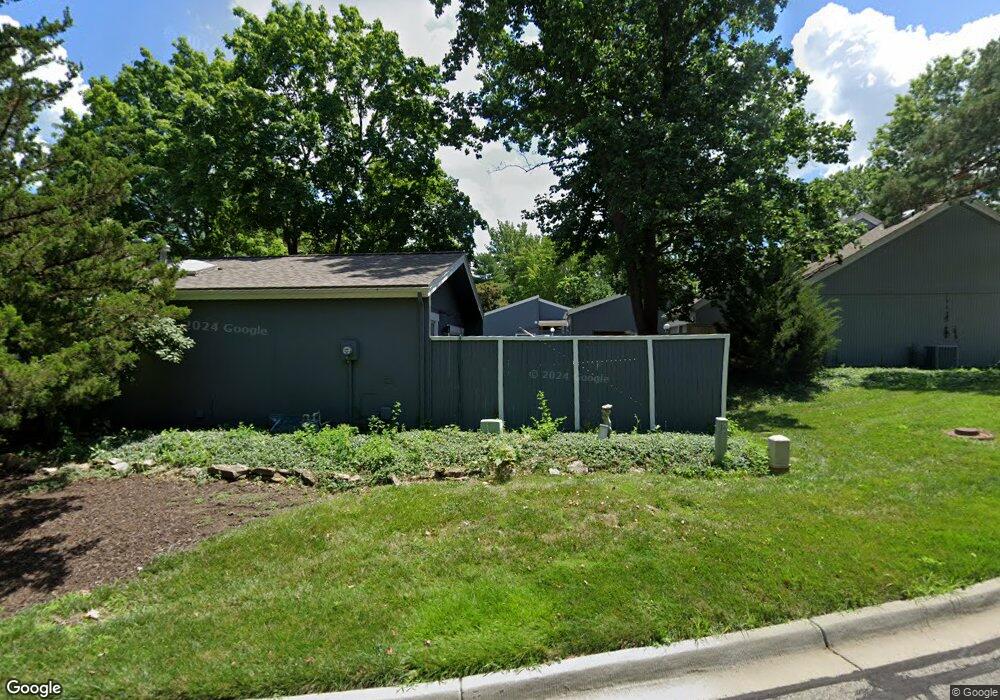 7951 Colony Ln, Lenexa, KS 66215 - photo 1