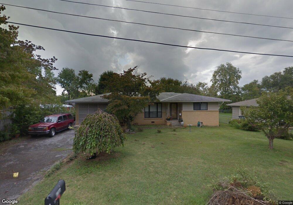 1708 Broadview Dr, Hixson, TN 37343 - photo 1