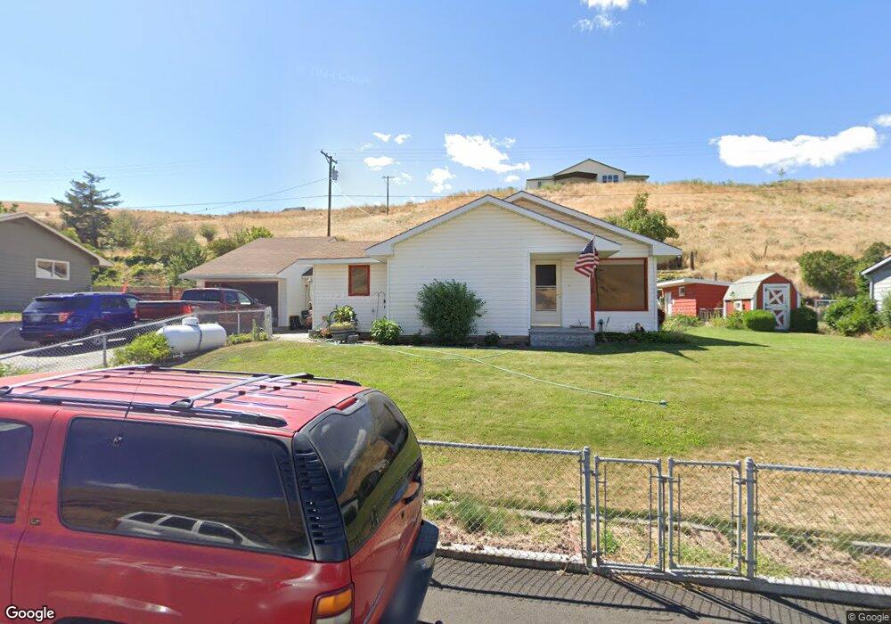 860 E Fairview Way, Heppner, OR 97836 - photo 1