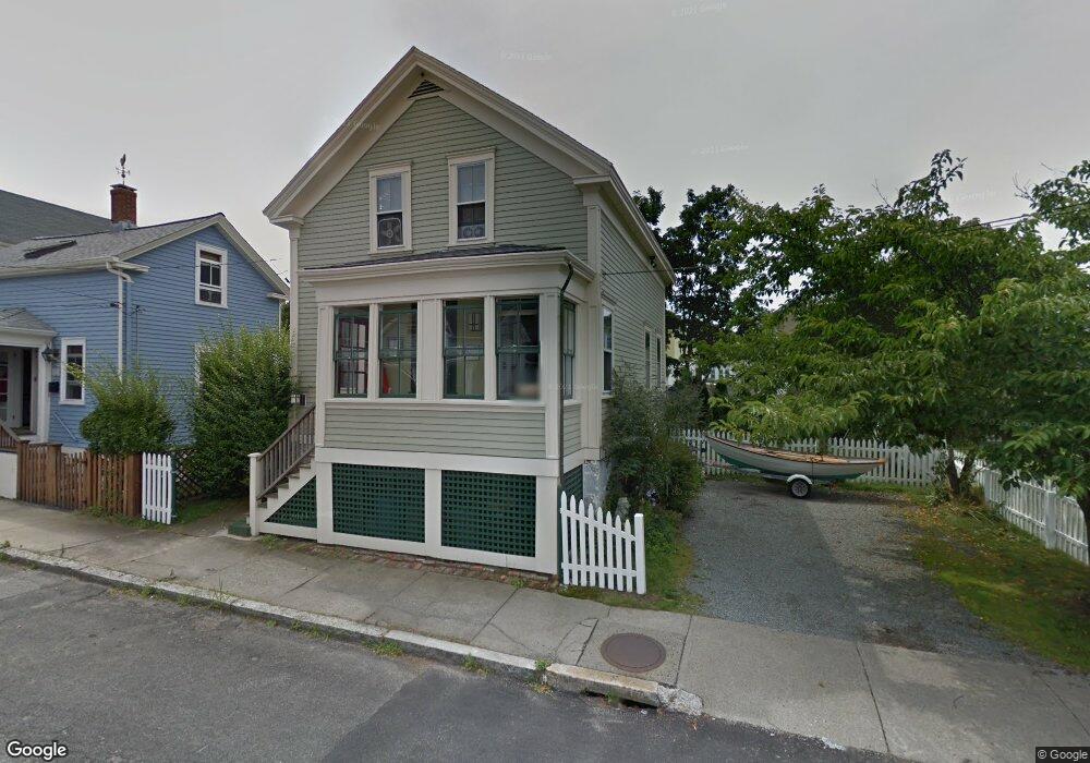 23 Connection St, Newport, RI 02840 - photo 1