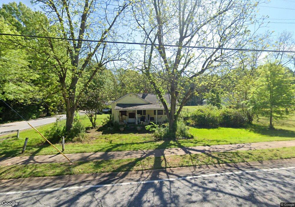425 Atlanta St, Barnesville, GA 30204 - photo 1