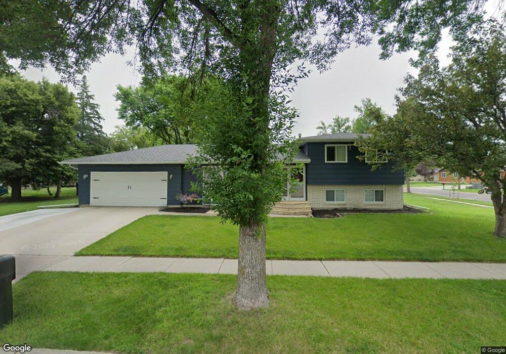 3101 2nd St N, Fargo, ND 58102 - photo 1