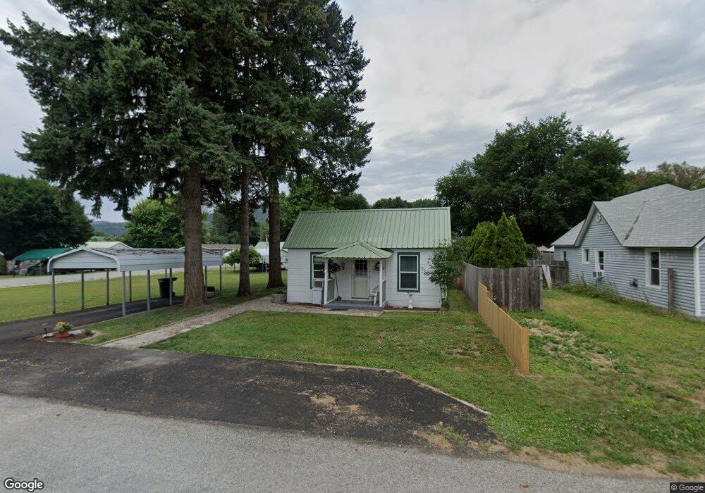 208 S Kruger St, Chewelah, WA 99109 - photo 1