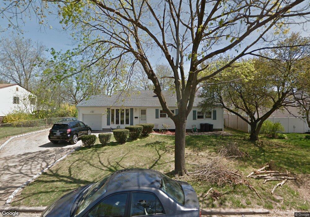 3015 Falcon Ave, Medford, NY 11763 - photo 1