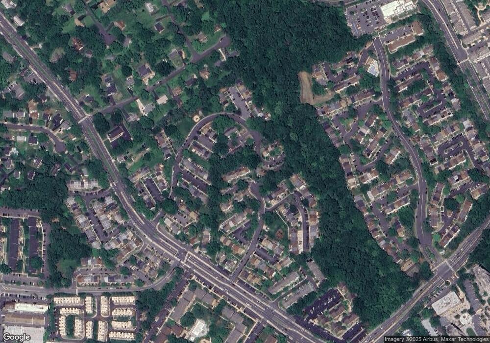 2997 Mission Square Dr, Fairfax, VA 22031 - photo 1