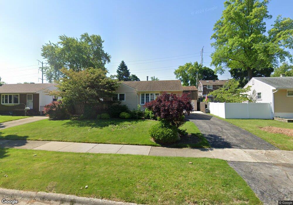 2331 W Cheyenne Rd, Waukegan, IL 60087 - photo 1