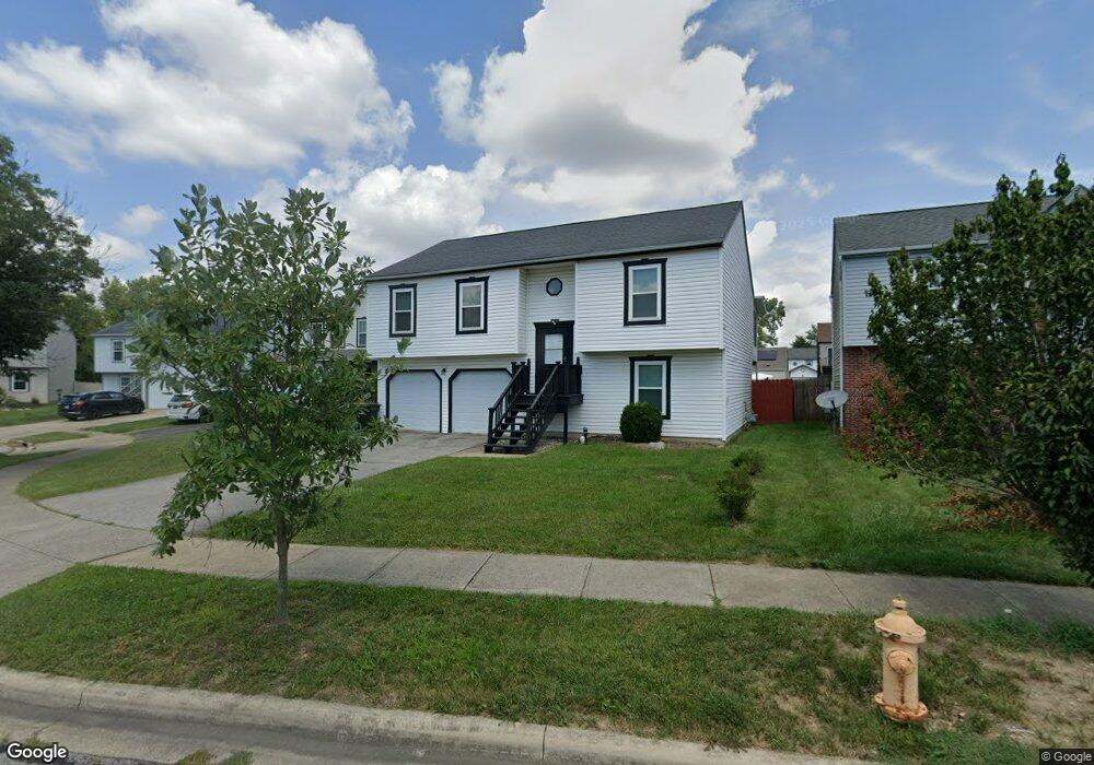 1631 Eastbrook Dr N, Columbus, OH 43223 - photo 1