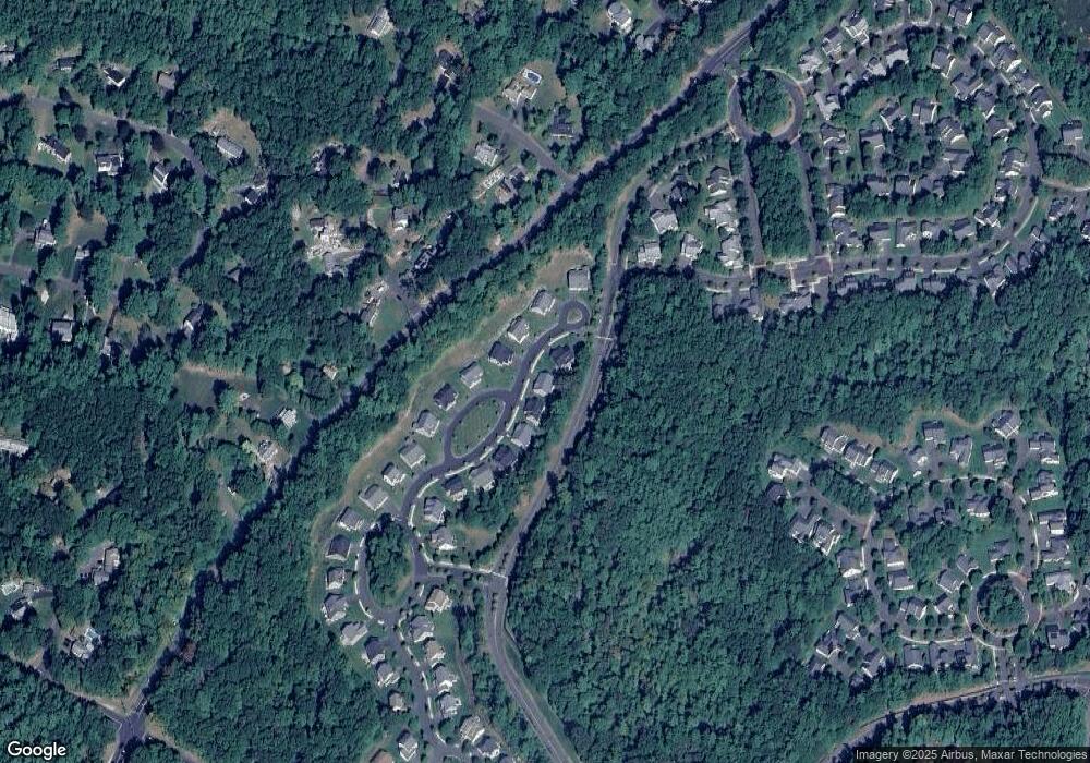 15 Griswold Place, Simsbury, CT 06070 - photo 1