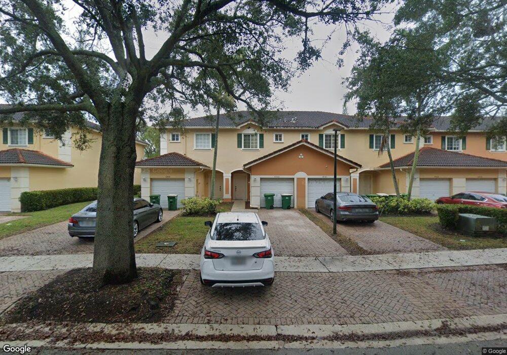 6532 Catalina Ln, Tamarac, FL 33321 - photo 1