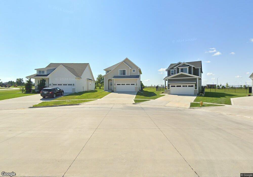 9108 S 91st Ct, West Des Moines, IA 50266 - photo 1