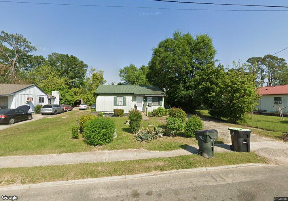 912 Madison Ave S, Douglas, GA 31533 - photo 1