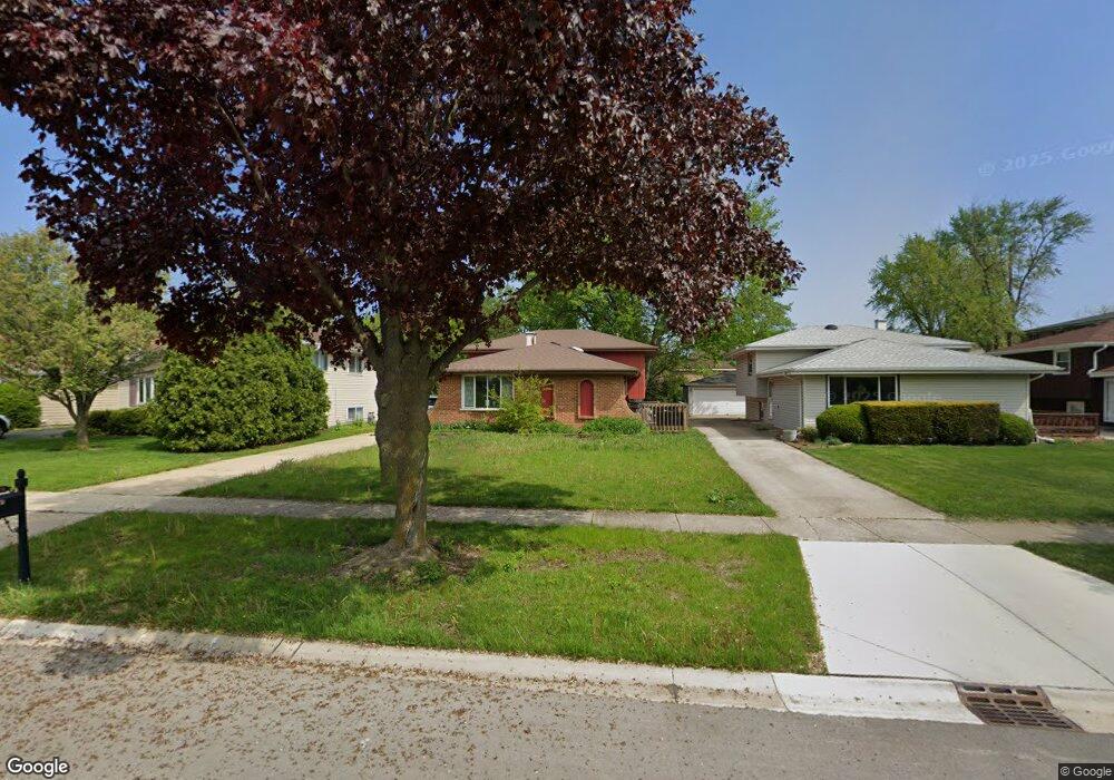 1619 Coolidge Ave, Wheaton, IL 60189 - photo 1