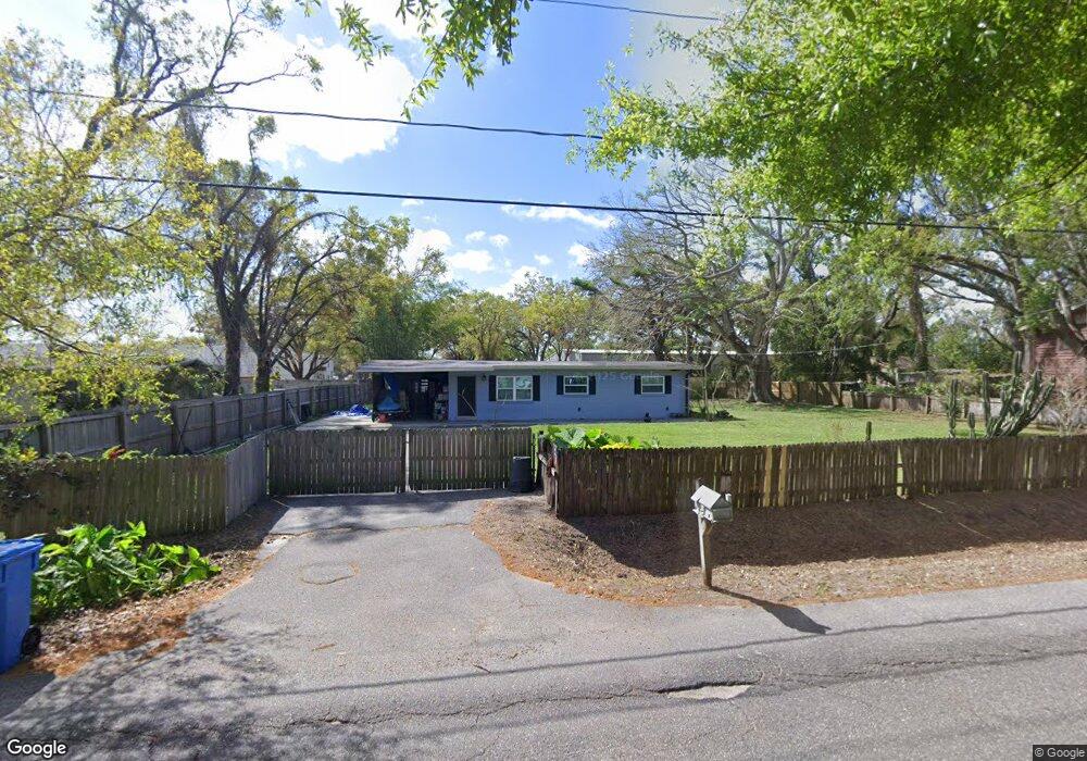 10131 E Columbus Dr, Tampa, FL 33619 - photo 1