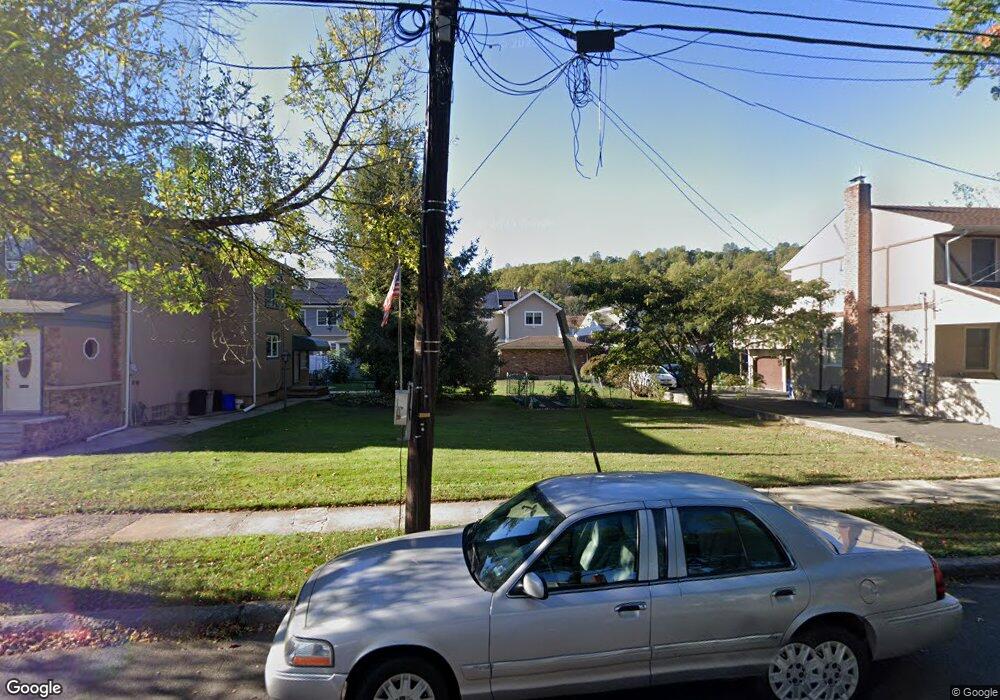 2069 Mountain Ave, Scotch Plains, NJ 07076 - photo 1