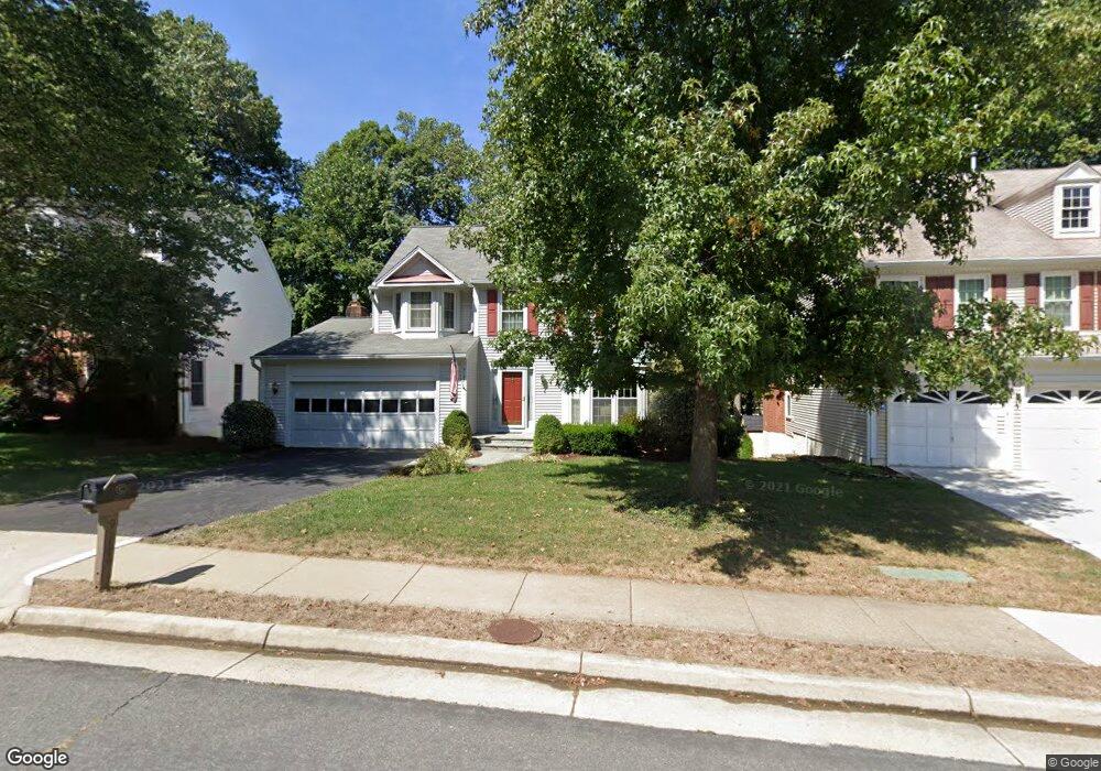 9122 Wood Pointe Way, Fairfax Station, VA 22039 - photo 1