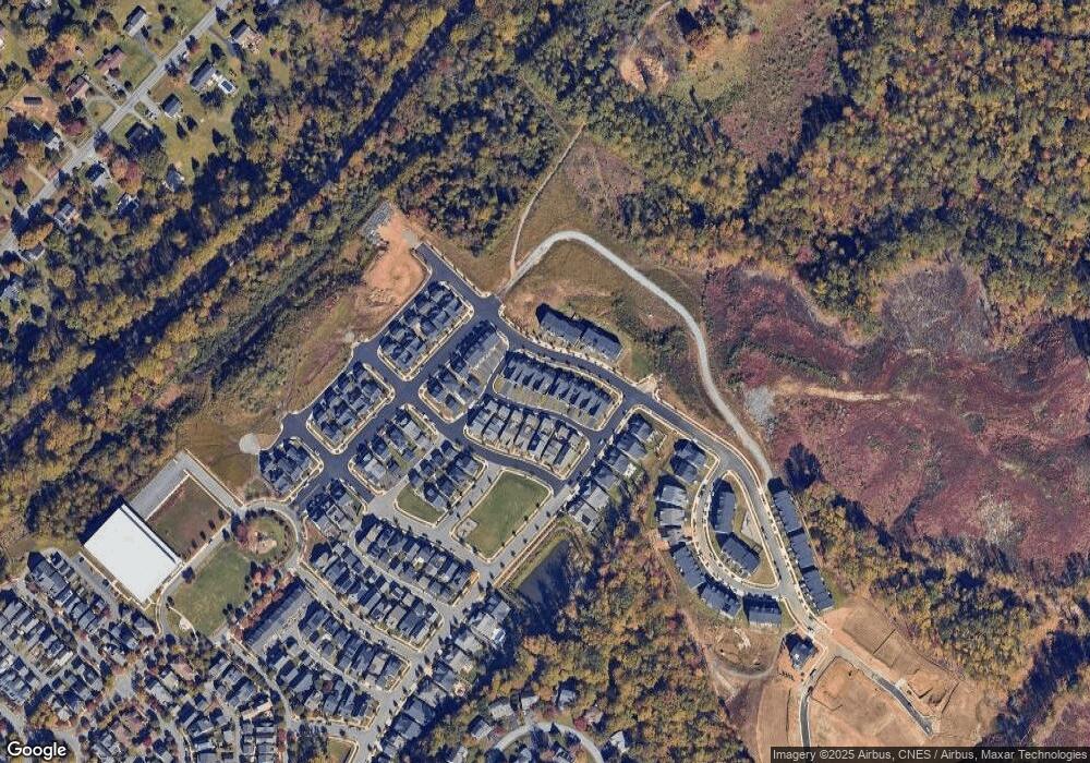 1933 Fowler St, Charlottesville, VA 22901 - photo 1