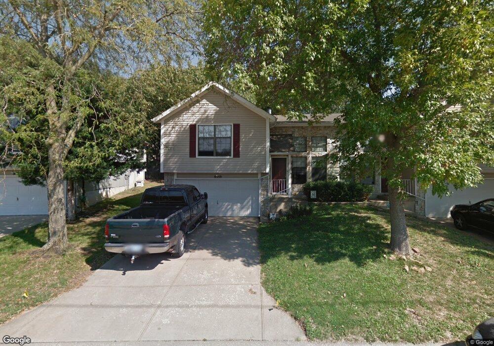 8359 Maurer Rd, Lenexa, KS 66219 - photo 1