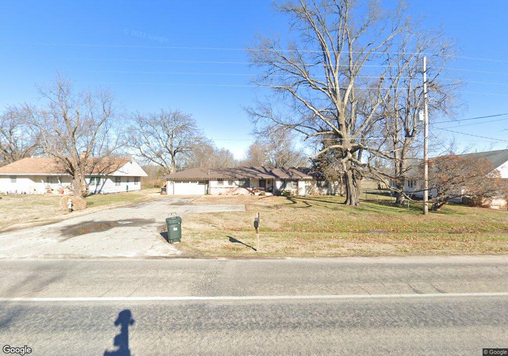 4705 Main St, Parsons, KS 67357 - photo 1