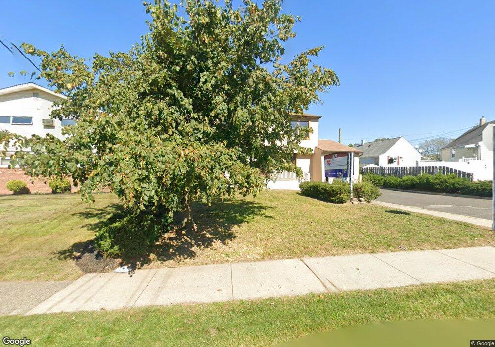 870 Green St unit 2, Iselin, NJ 08830 - photo 1