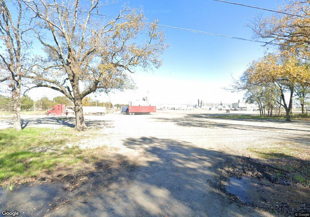 907 E Harrison St, Stuttgart, AR 72160 - photo 1