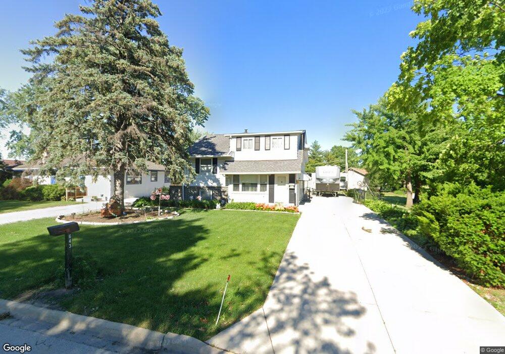 643 N Van Auken St, Elmhurst, IL 60126 - photo 1