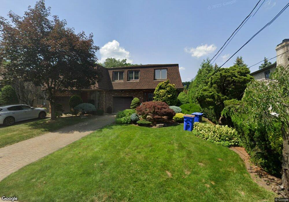 125 Hickory Ave, Tenafly, NJ 07670 - photo 1