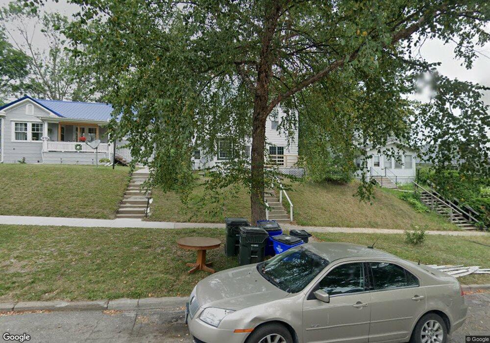 1118 A Ave NW, Cedar Rapids, IA 52405 - photo 1