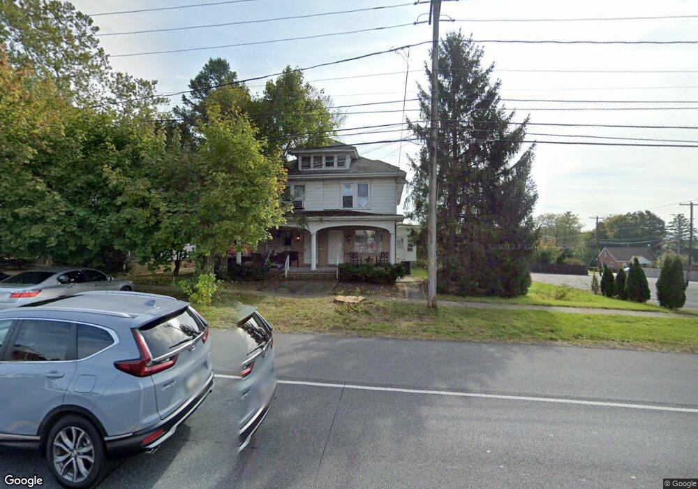 1314 E Chocolate Ave, Hershey, PA 17033 - photo 1