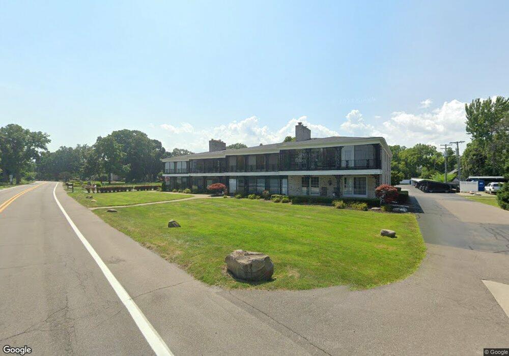 24356 E River Rd unit 2 19, Grosse Ile, MI 48138 - photo 1