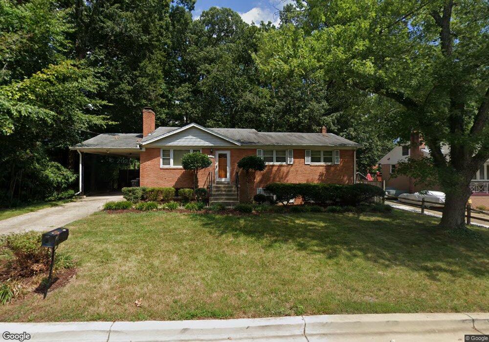 6408 Glen Oak Dr, Temple Hills, MD 20748 - photo 1