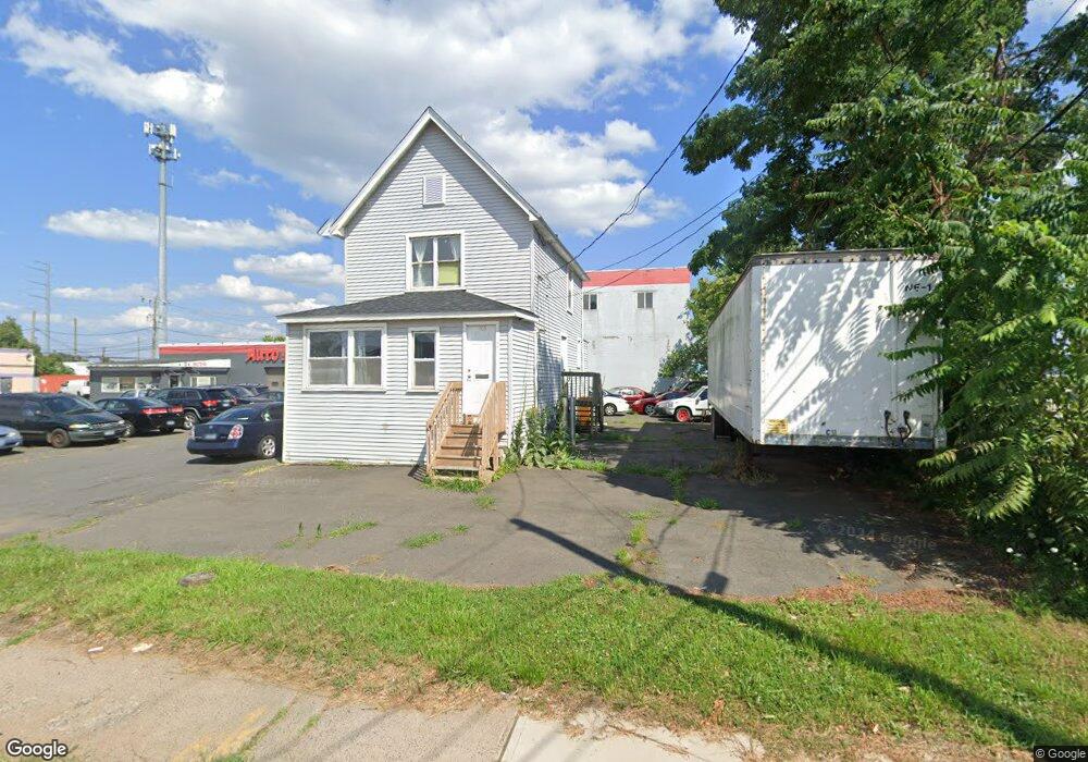 566 New Park Ave, West Hartford, CT 06110 - photo 1