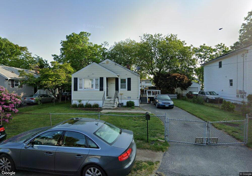 384 Mckinley Ave, Stratford, CT 06615 - photo 1