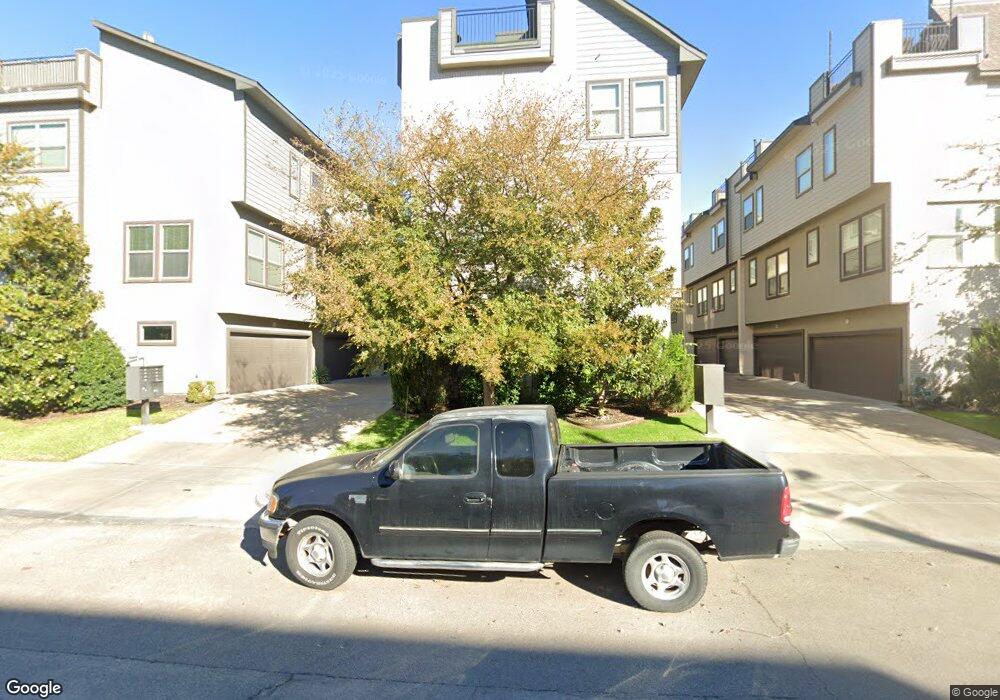 5905 Ross Ave unit 2, Dallas, TX 75206 - photo 1